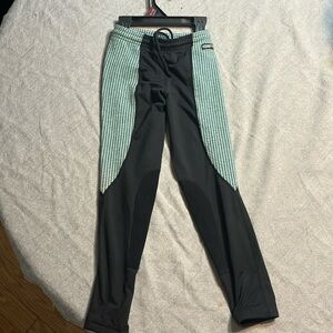 Girls small kerrits equestrian breeches